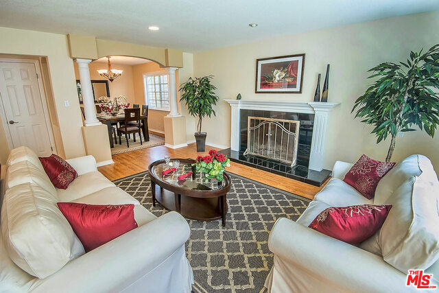 Building Photo - 7830 W 83rd St