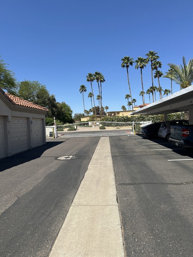 Gated Community - 10401 N 52nd St