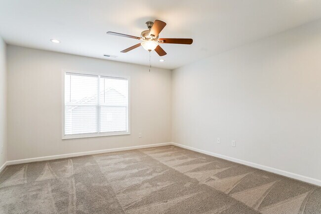 Building Photo - 106 Rosemary St