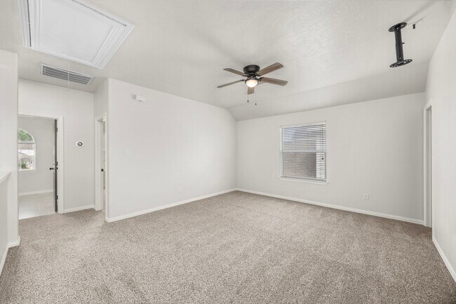 Building Photo - 21531 Indigo Ruth Dr