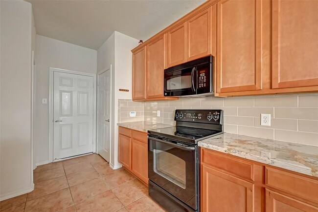Building Photo - 22 Wickerdale Pl