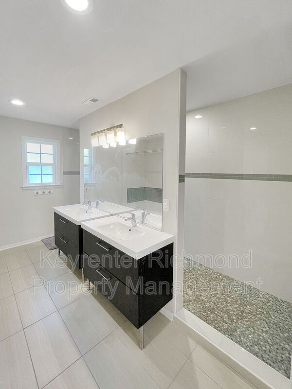 Building Photo - 406 Bridge Creek Ct