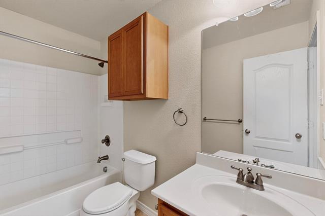 Building Photo - 6325 Cedar Falls Dr