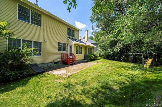 Building Photo - 46 McGuiness Ln