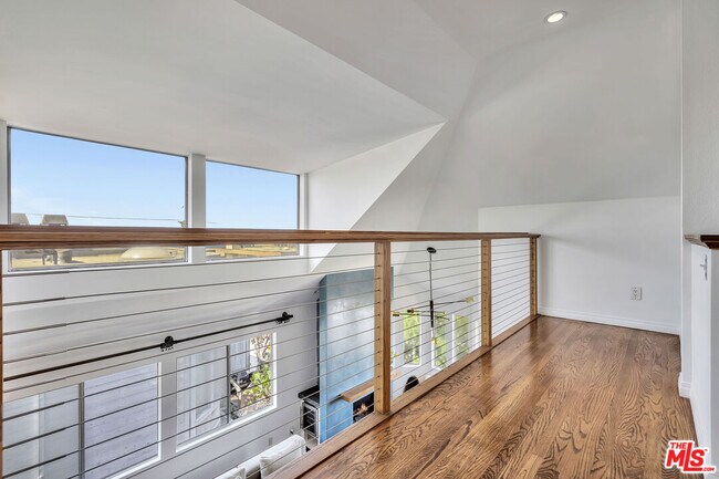 Building Photo - 24 Westwind St