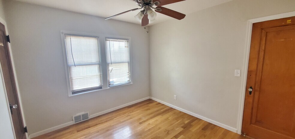 Bedroom 2 - 2923 Arthur St NE