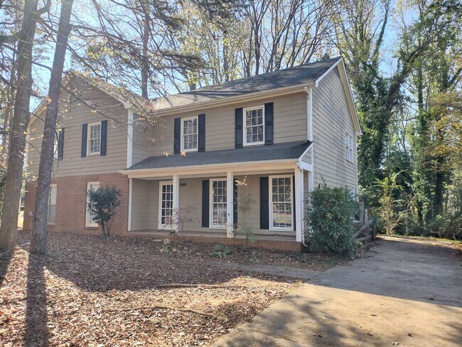 Primary Photo - Beautiful Duplex Home Located in the Stone...