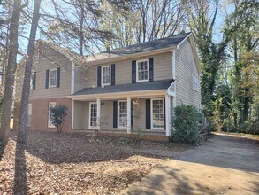 Building Photo - Beautiful Duplex Home Located in the Stone...