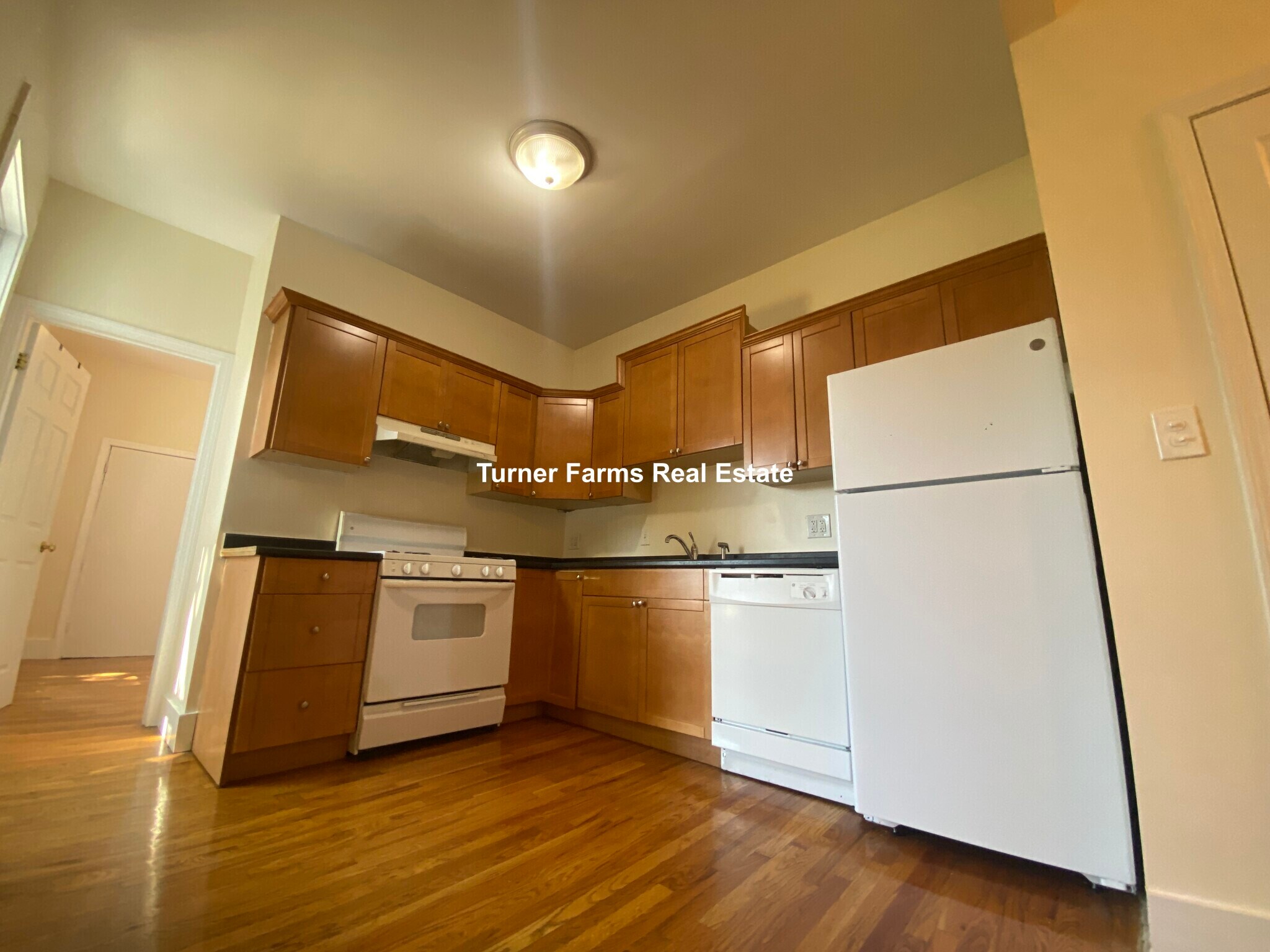 Building Photo - 42 Florence St