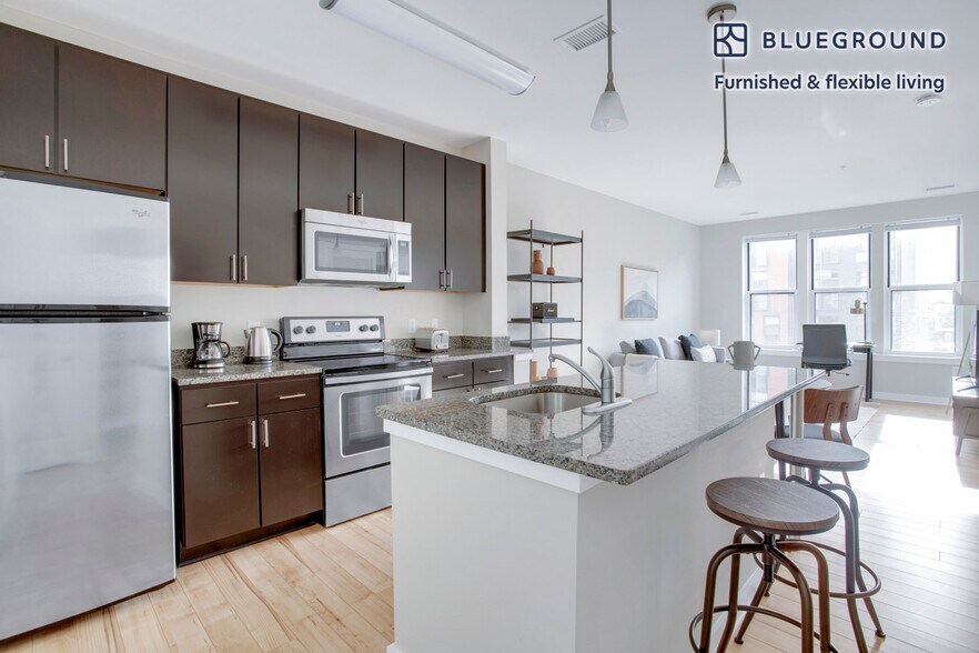 Building Photo - 360 H St NE