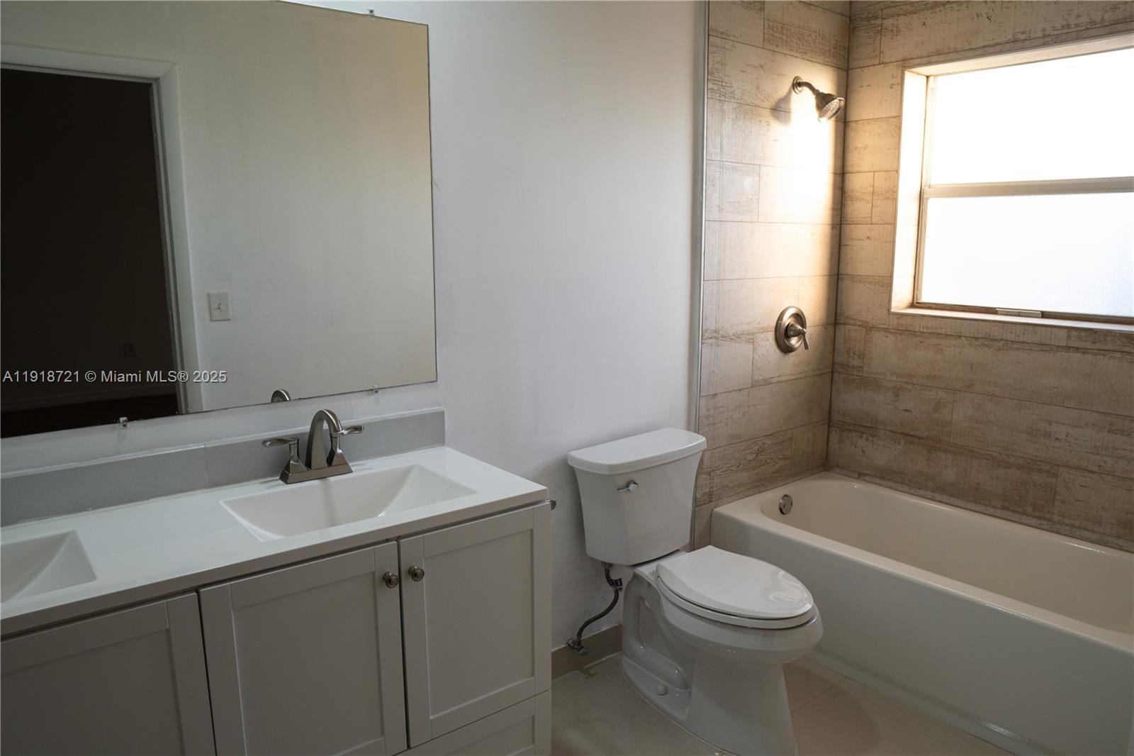 Building Photo - 14318 SW 176th Ter