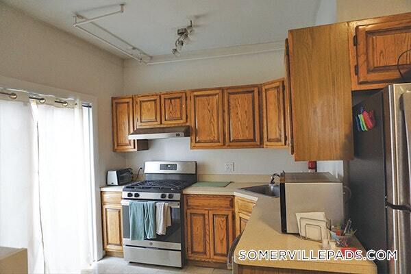 Building Photo - 339 Beacon St