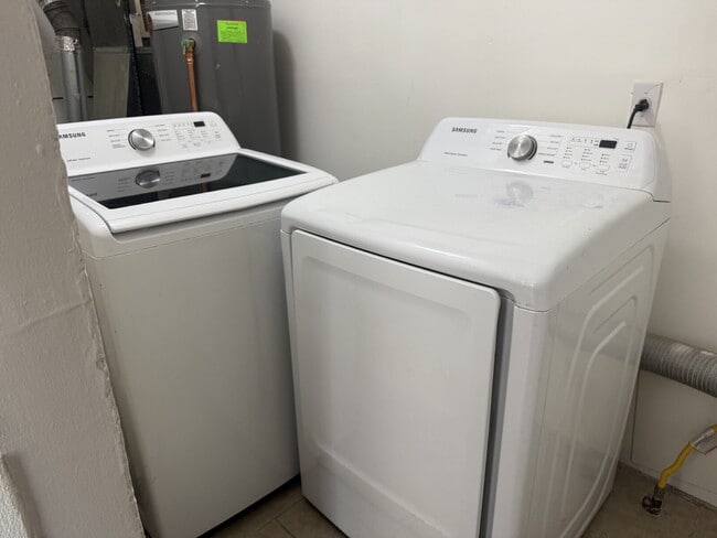 Building Photo - 22819 Nagel St