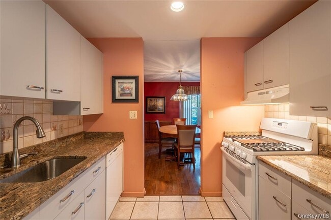 Building Photo - 207 Arlin Rd