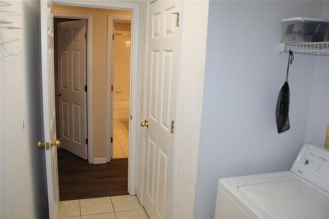 Building Photo - 6309 Rosefinch Ct