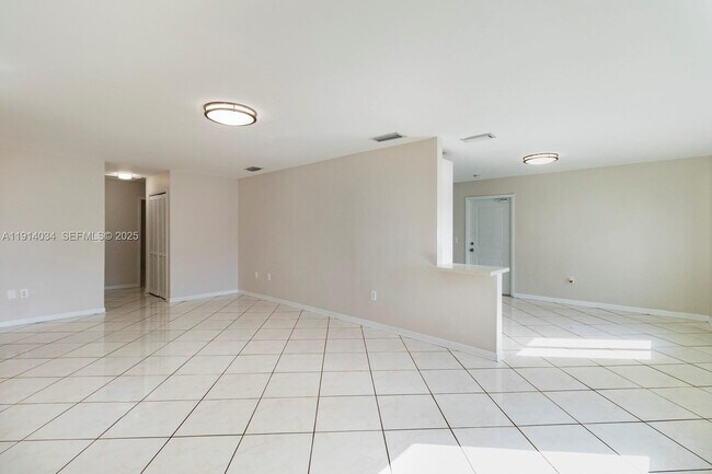 Building Photo - 7875 SW 12th St