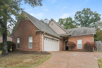 Building Photo - 1700 Torrington Ct