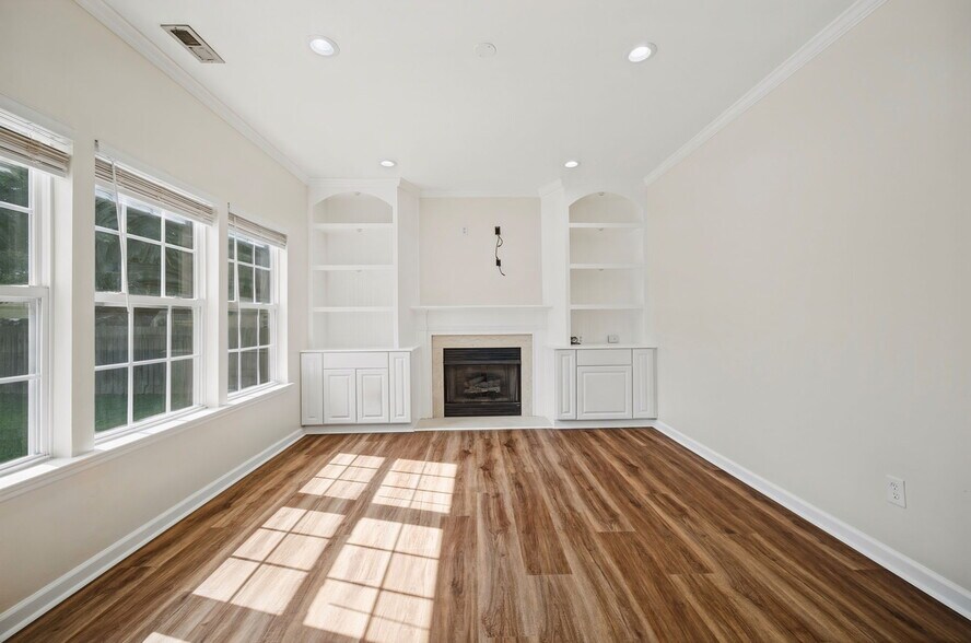 Building Photo - 3100 Merrimac Ct