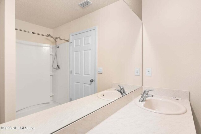 Building Photo - 49 Coastline Wy