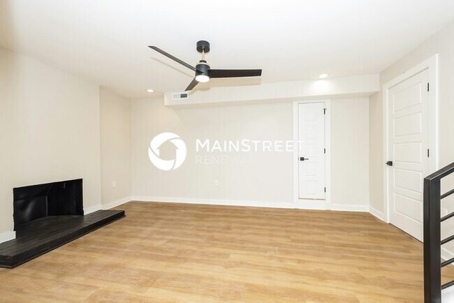 Building Photo - 3 Bedroom Pet-Friendly Home in Nashville, ...