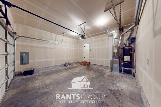 Building Photo - Spacious 3-Bedroom Home in Lacey's North T...