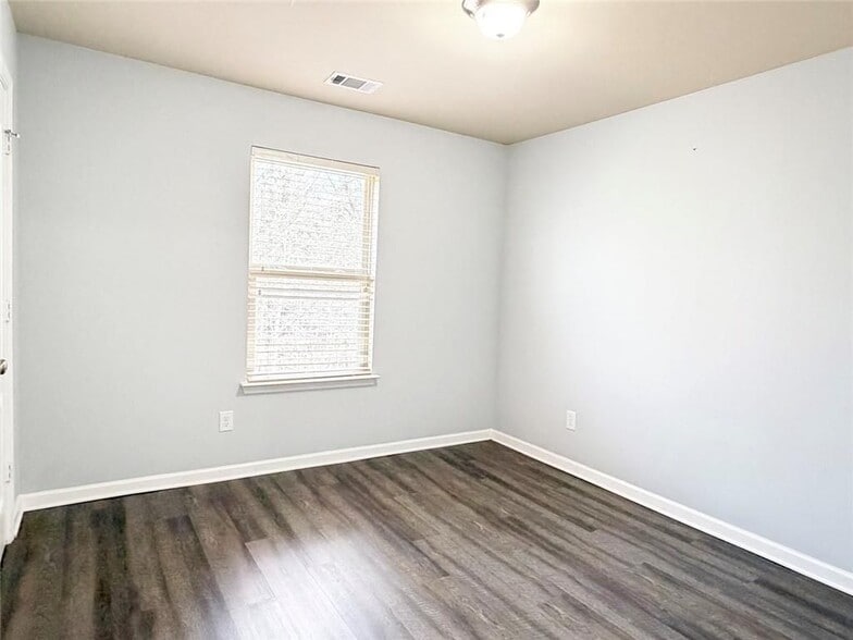 Building Photo - 3712 Brockenhurst Dr