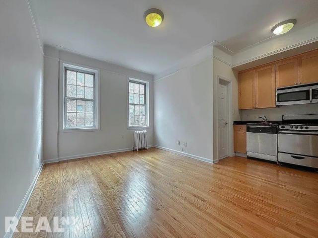 Primary Photo - 0 bedroom in New York NY 10011