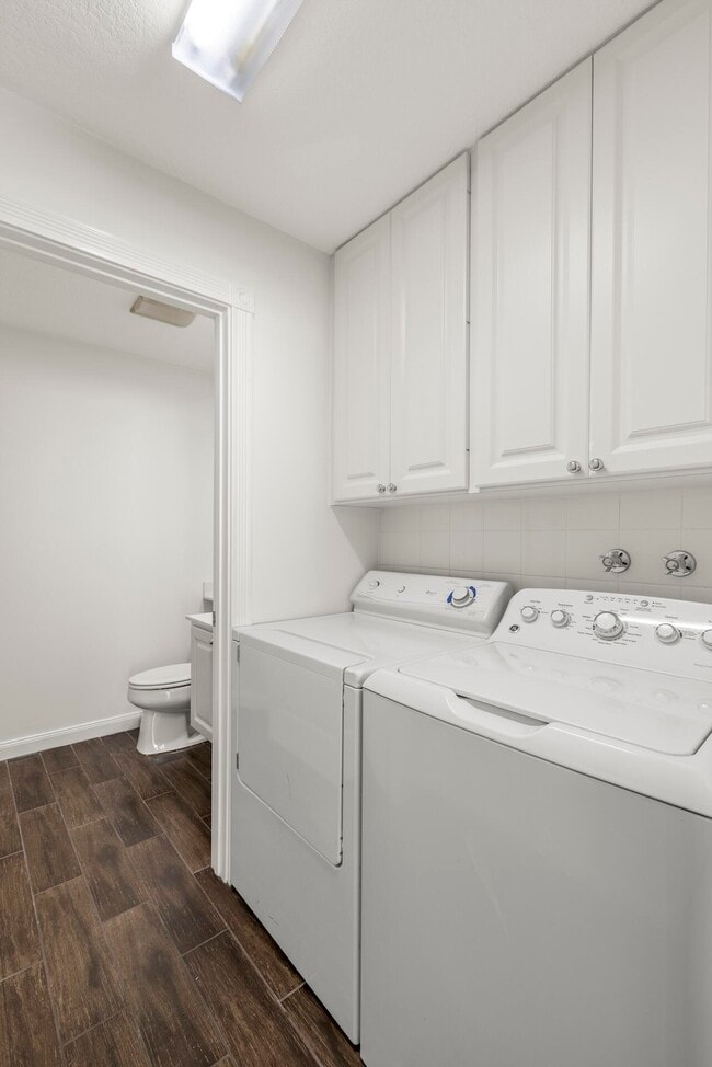 Building Photo - 108 Courtenay Ct