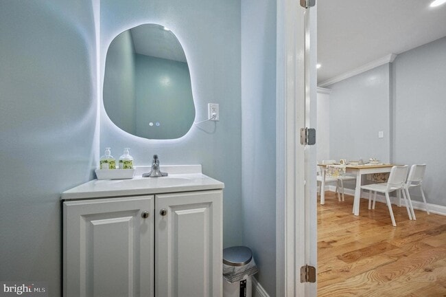 Building Photo - 1317 S 19th St