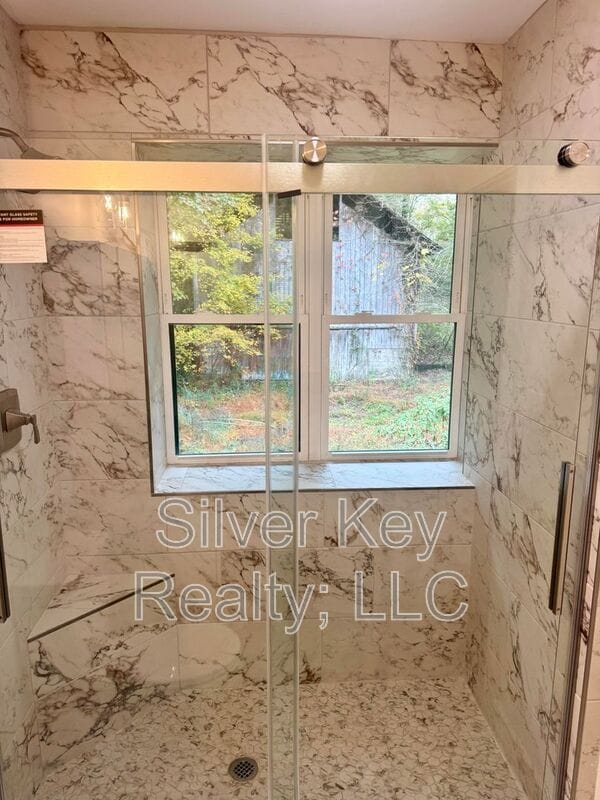 Building Photo - 2113 W Madison Ave