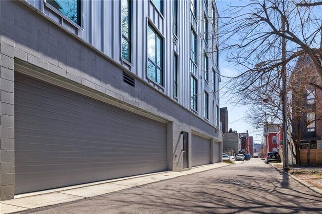 Building Photo - 3725 Butler St