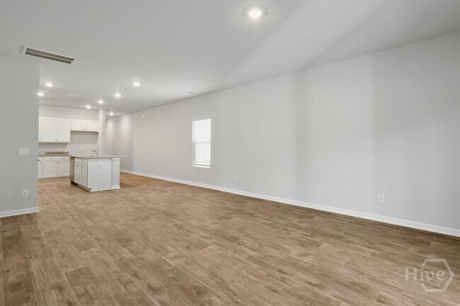 Building Photo - 150 Bottlebrush Dr