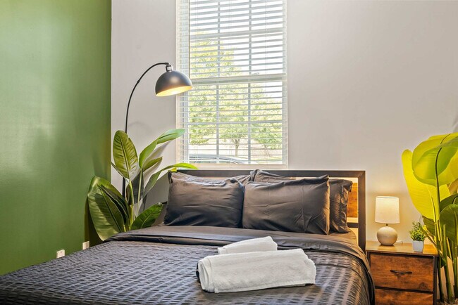 Building Photo - 11942 Crooked Stick Pl