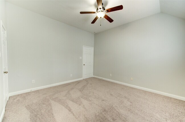 Building Photo - 5015 Shale Grove Ct