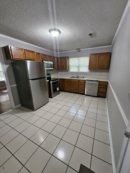 Building Photo - 5307 Dawndeer Ln