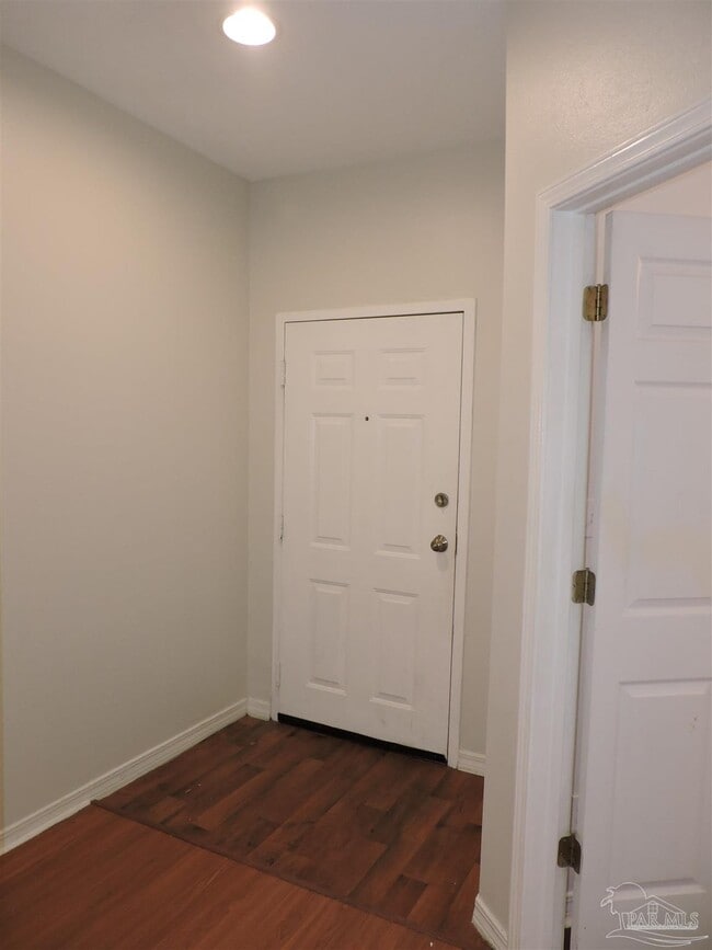 Building Photo - 7101 Joy St