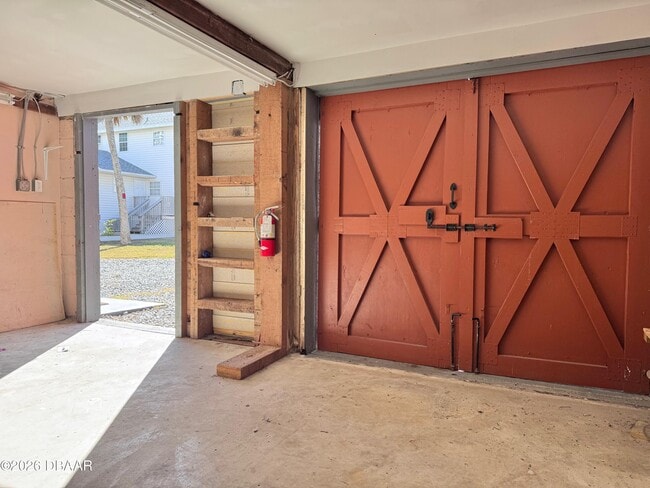 Building Photo - 436 N Grandview Ave