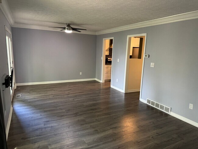 Building Photo - 2 Bedroom, 2.5 Bathroom Half Double in Dublin, OH