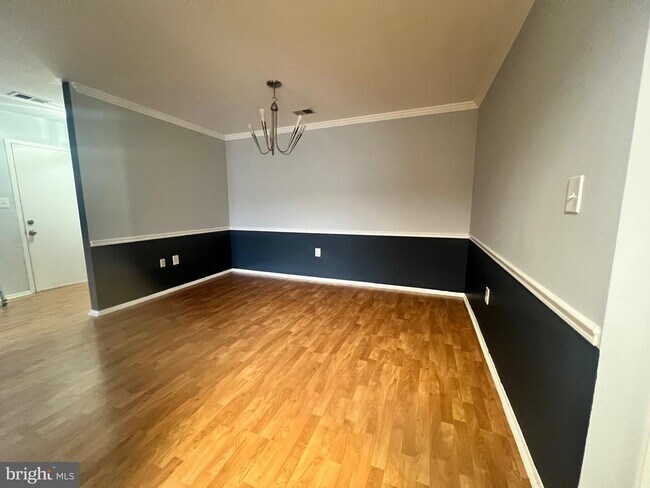 Building Photo - 8141 Needwood Rd