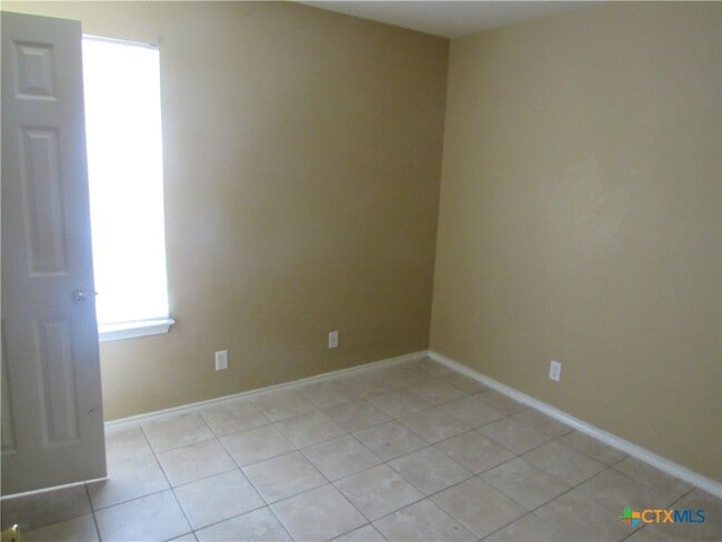 Building Photo - 4301 Elms Run Cir