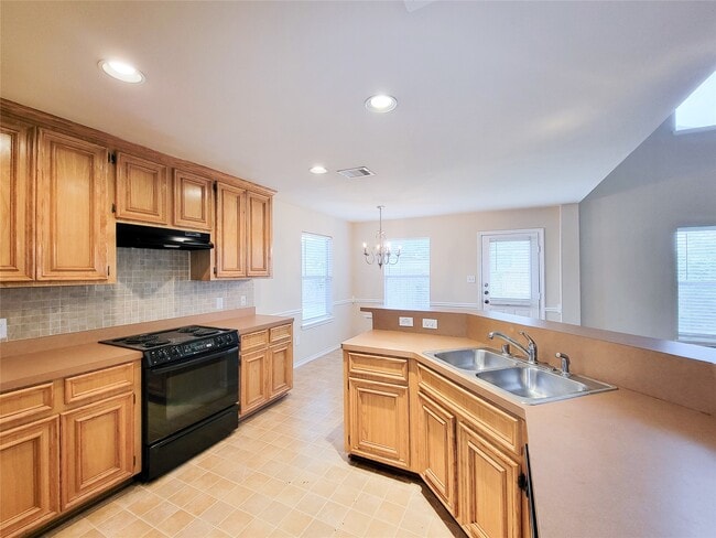 Building Photo - 4926 Lake Gladewater Ct