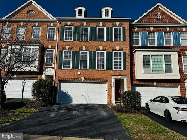 Building Photo - 43776 Smith Ferry Square