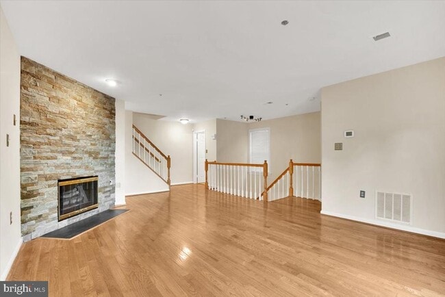 Building Photo - 11809 Rockaway Ln