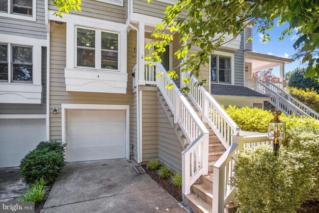 Building Photo - 1447 Newport Spring Ct