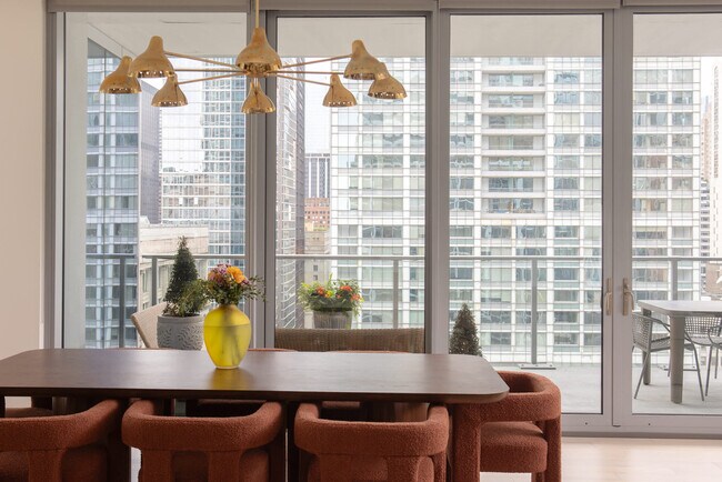 Building Photo - 60 E Randolph St