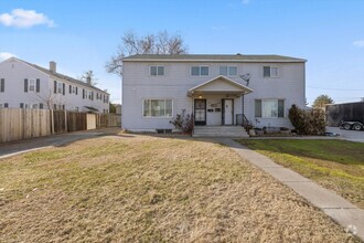 Building Photo - 1517/1519 Thayer Dr