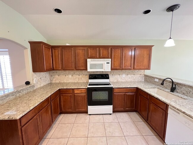 Building Photo - 1303 Bluff Forest