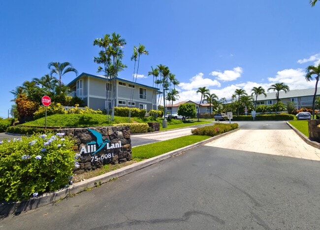 Building Photo - 75-6081 Alii Dr D201 - Alii Lani D201