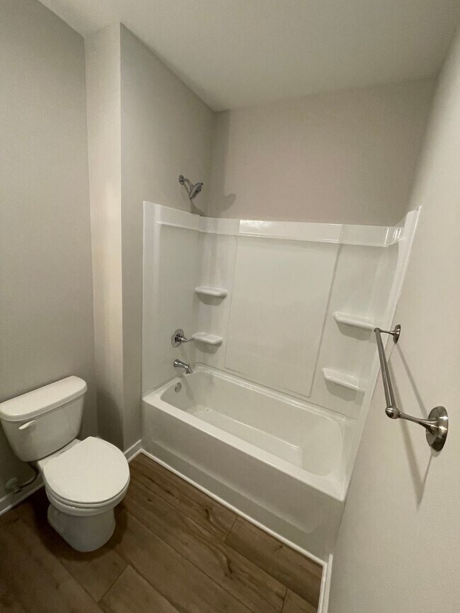 Building Photo - Home for Rent in Jasper, AL!!! Available to View with 48 Hour Notice!!! ***SIGN A 13 MONTH LEASE ...