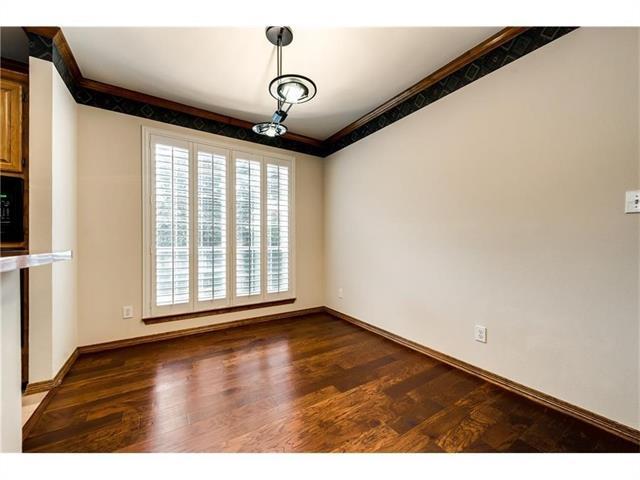 Building Photo - 2621 Pine Springs Dr
